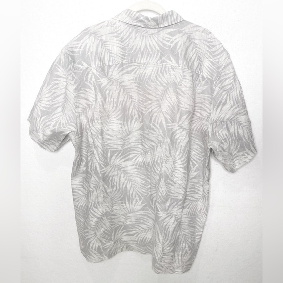 Tommy Bahama 100% Linen Camp Short Sleeve Button Front Shirt Floral Hibiscus Row - Picture 3 of 9